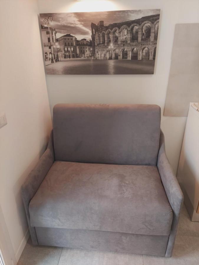 Residenza Delizia Camere & Appartamenti "Residenze Del Cuore" Verona Bagian luar foto