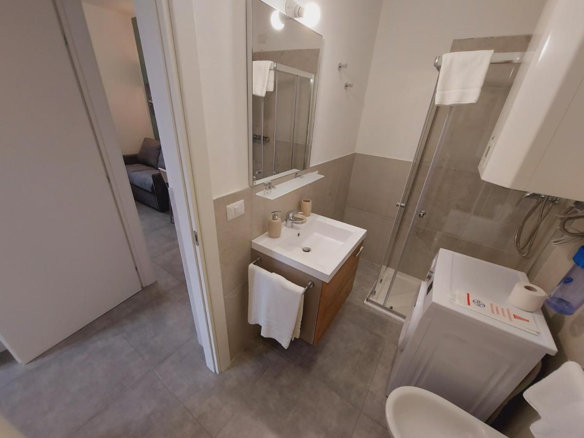 Residenza Delizia Camere & Appartamenti "Residenze Del Cuore" Verona Bagian luar foto