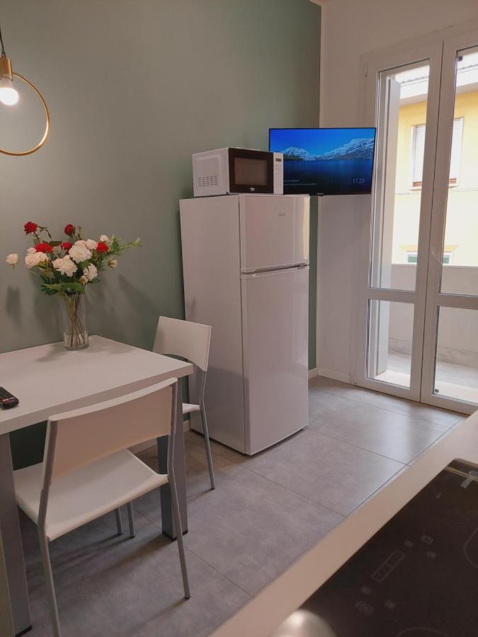 Residenza Delizia Camere & Appartamenti "Residenze Del Cuore" Verona Bagian luar foto
