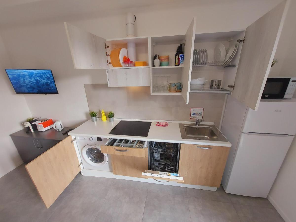 Residenza Delizia Camere & Appartamenti "Residenze Del Cuore" Verona Bagian luar foto