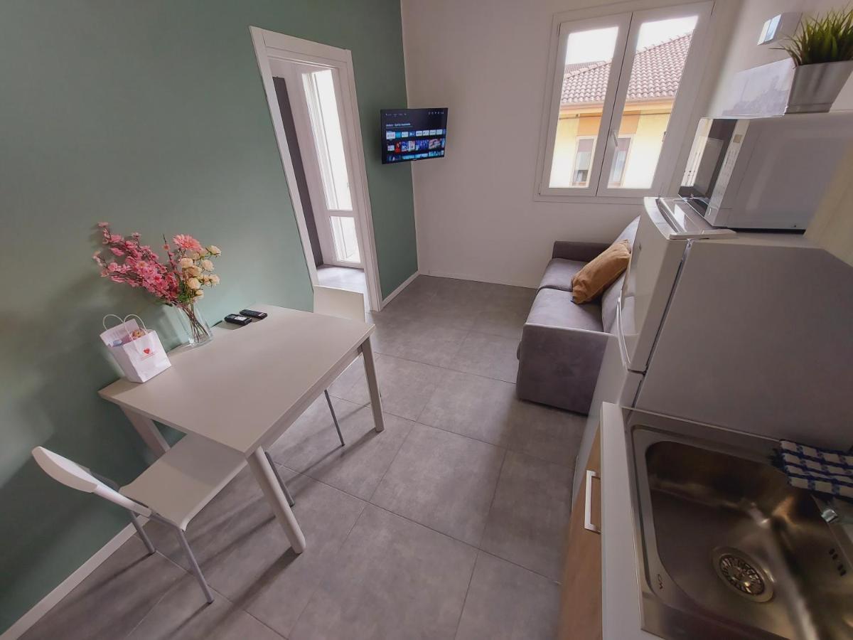 Residenza Delizia Camere & Appartamenti "Residenze Del Cuore" Verona Bagian luar foto