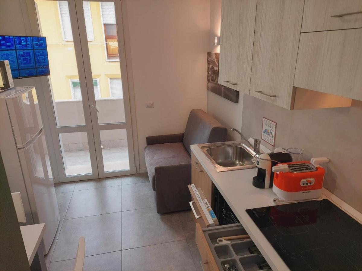 Residenza Delizia Camere & Appartamenti "Residenze Del Cuore" Verona Bagian luar foto